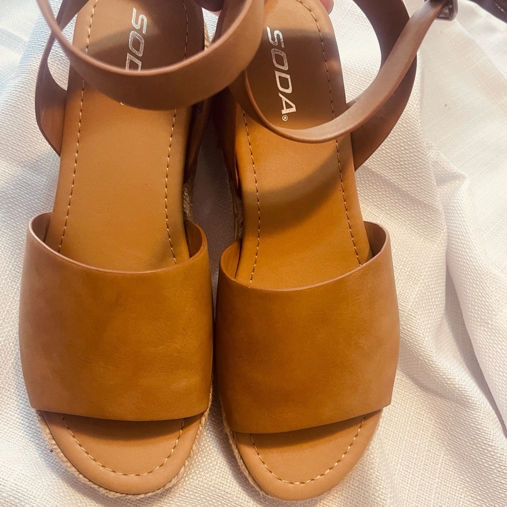SODA Women's Tan Sandals